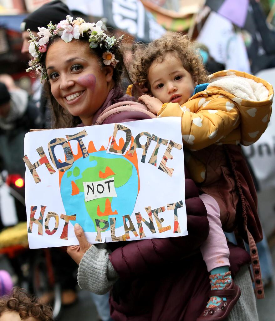 NO FEE 1 Stop Climate Chaos march